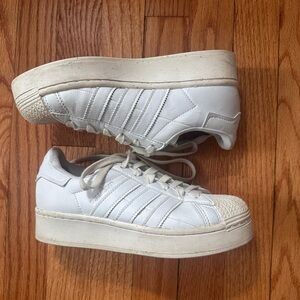 Adidas superstar bold shoes size 5